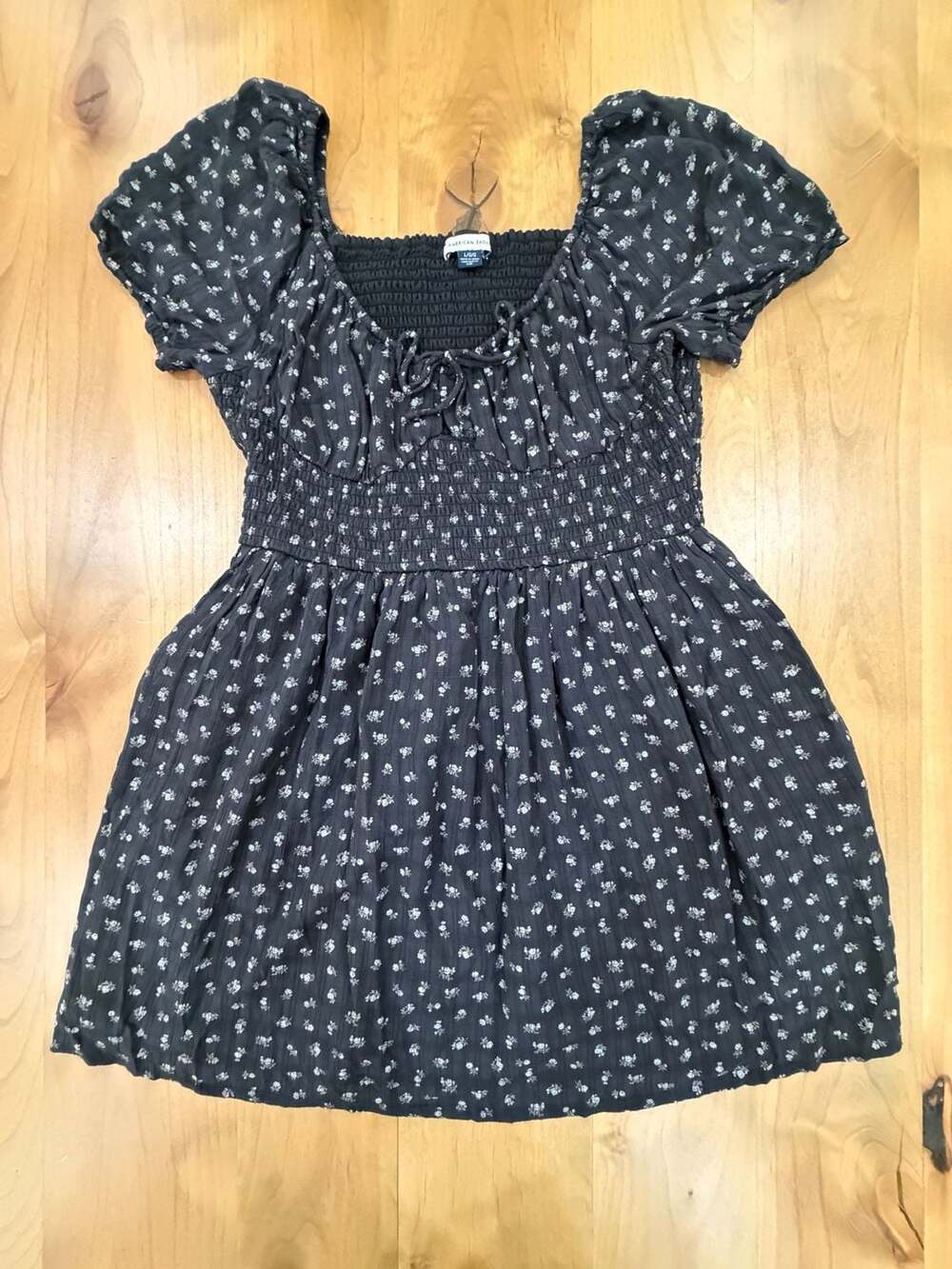 American Eagle Floral Smocked Mini Dress Size L Black